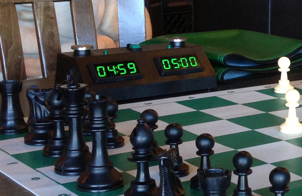 ZMF clock with ultra portable chess set